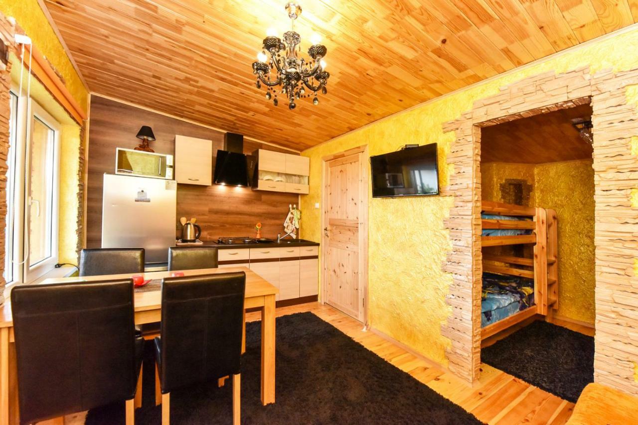 Zelta Pirts Guest House Windawa Zewnętrze zdjęcie