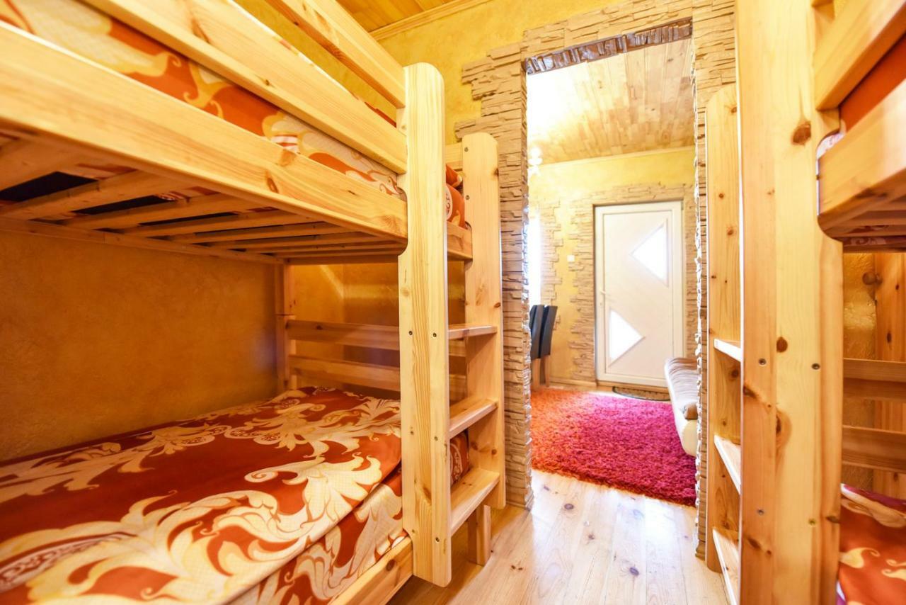 Zelta Pirts Guest House Windawa Zewnętrze zdjęcie